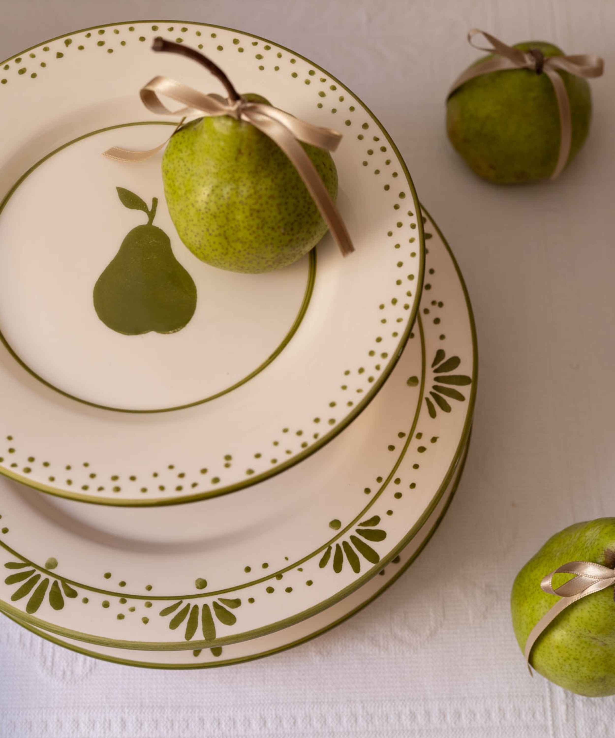 Pera Hand-Painted Salad Plate - Set of 4